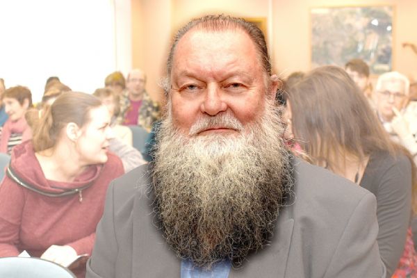 Senátor za ODS: Češi nejsou xenofobní ani rasisté. V OSN vymýšlí hovadiny. A Izrael? Hradba proti nebezpečnému islamismu